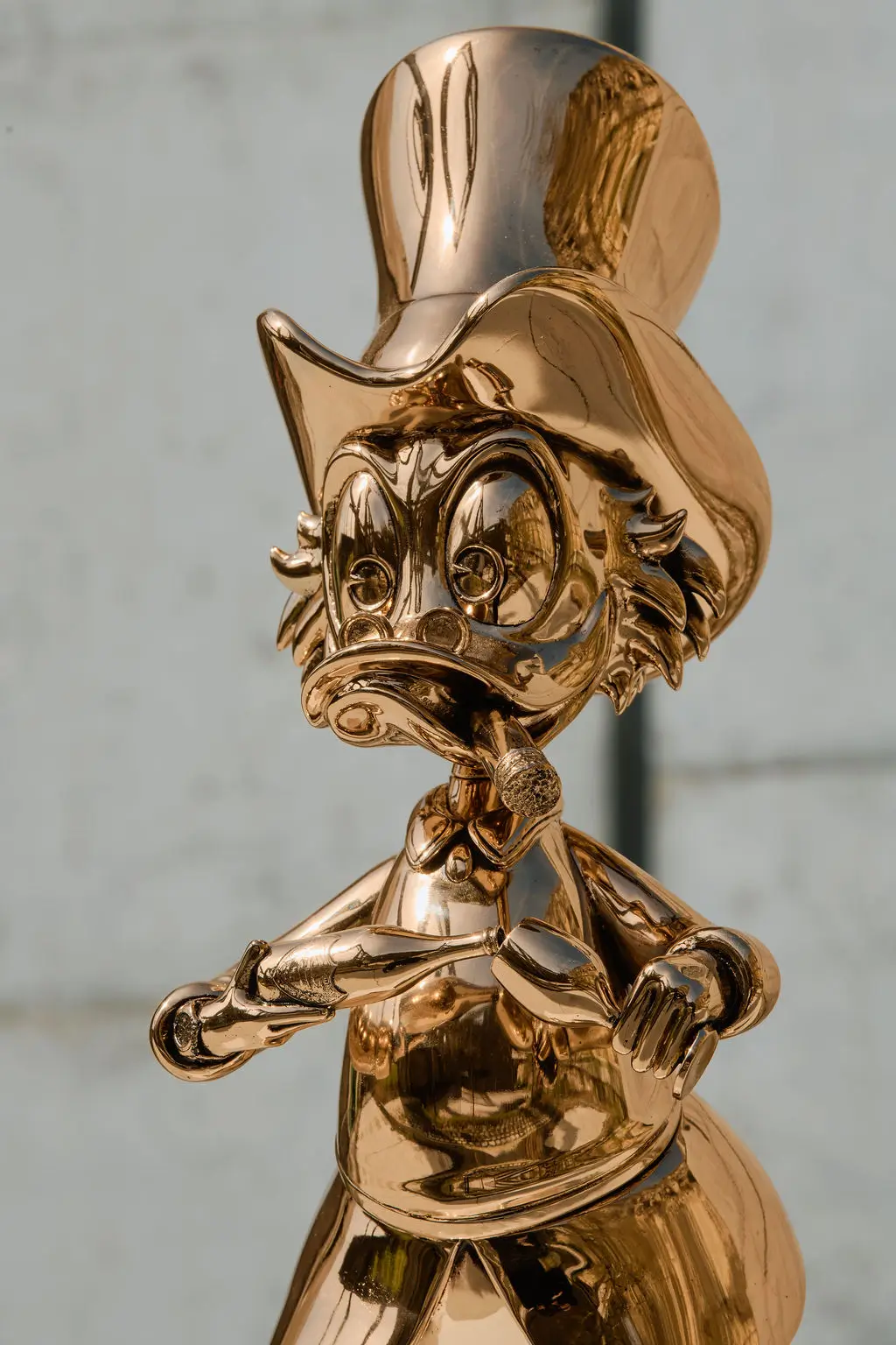 Sculpture Wouter Houten - Enjoy Life